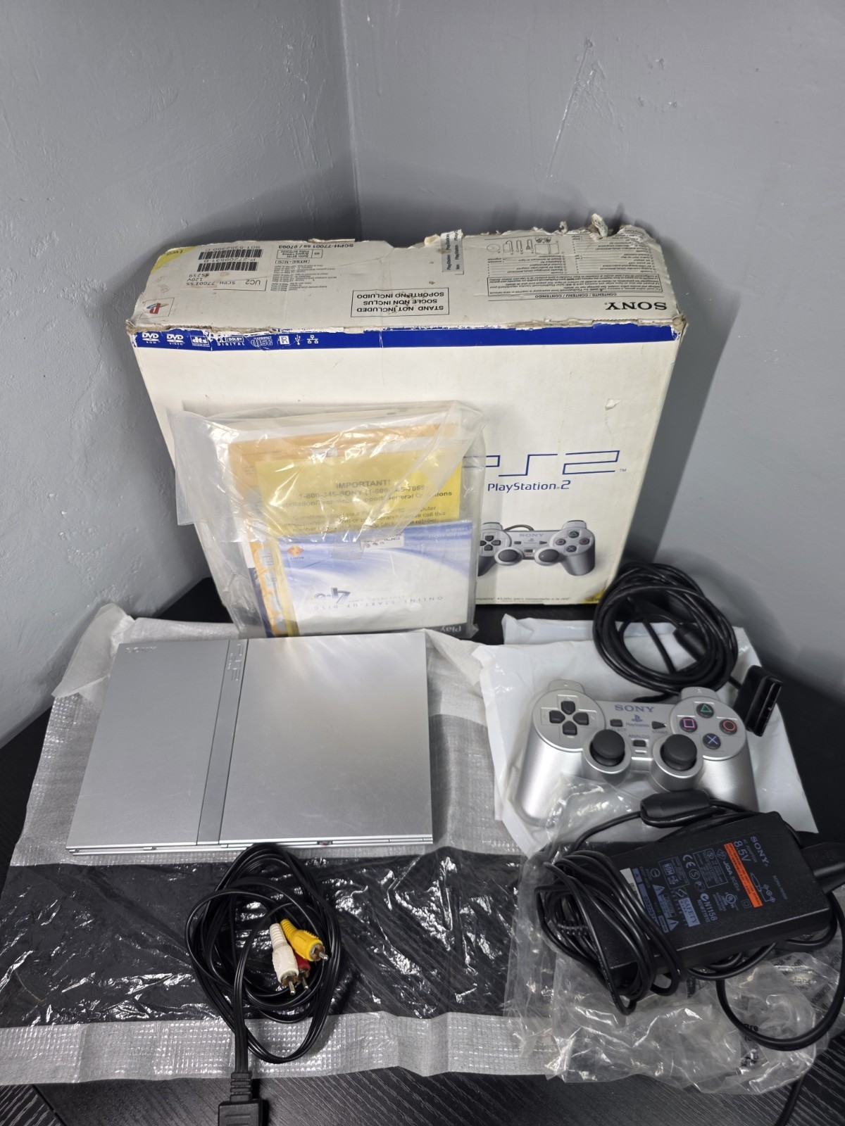 PS2 Slim Satin Silver PLAYSTATION 2 Console SCPH-77001 (Read DESCRIPTION)