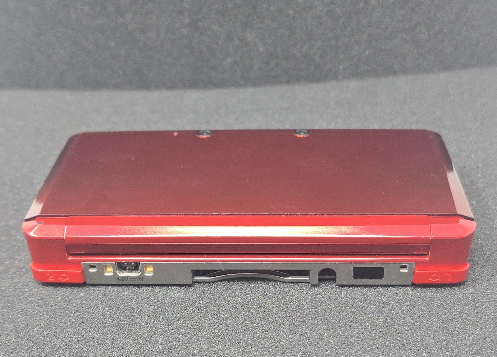 Nintendo 3DS Handheld System Flame Red CTR-001 w/ Charger TESTED