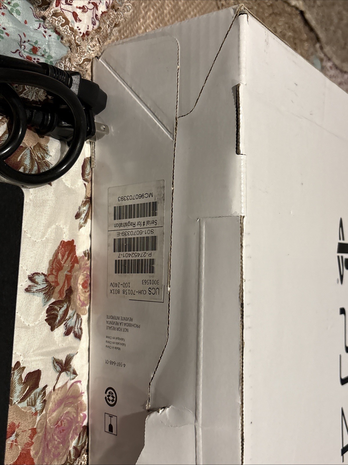 SONY PLAYSTATION 4 PRO CUH-7015B IN «NOT FOR RESALE» BOX (2 Controllers) Cords