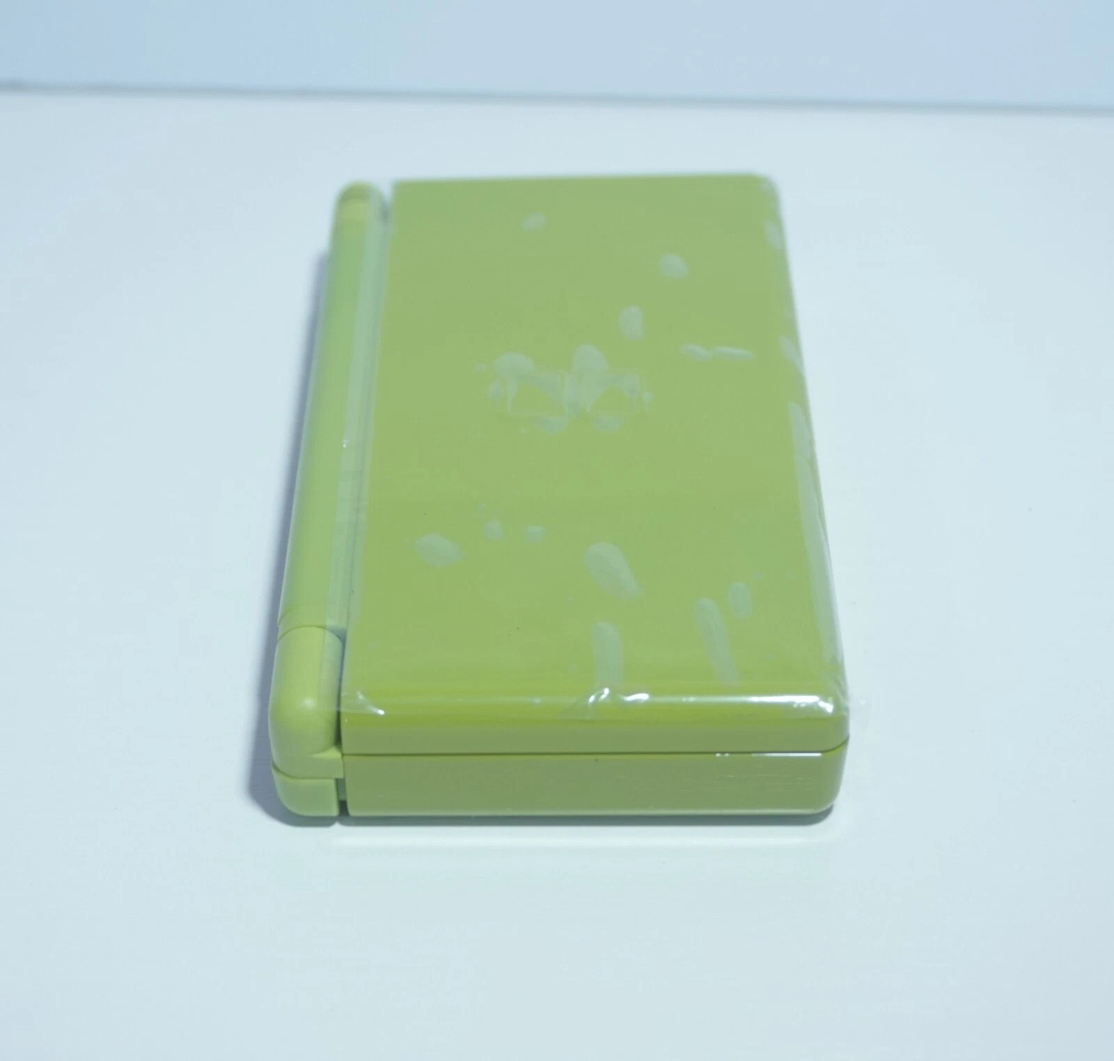 Nintendo DS Lite Olive Green Handheld System with Charger & Stylus Pen