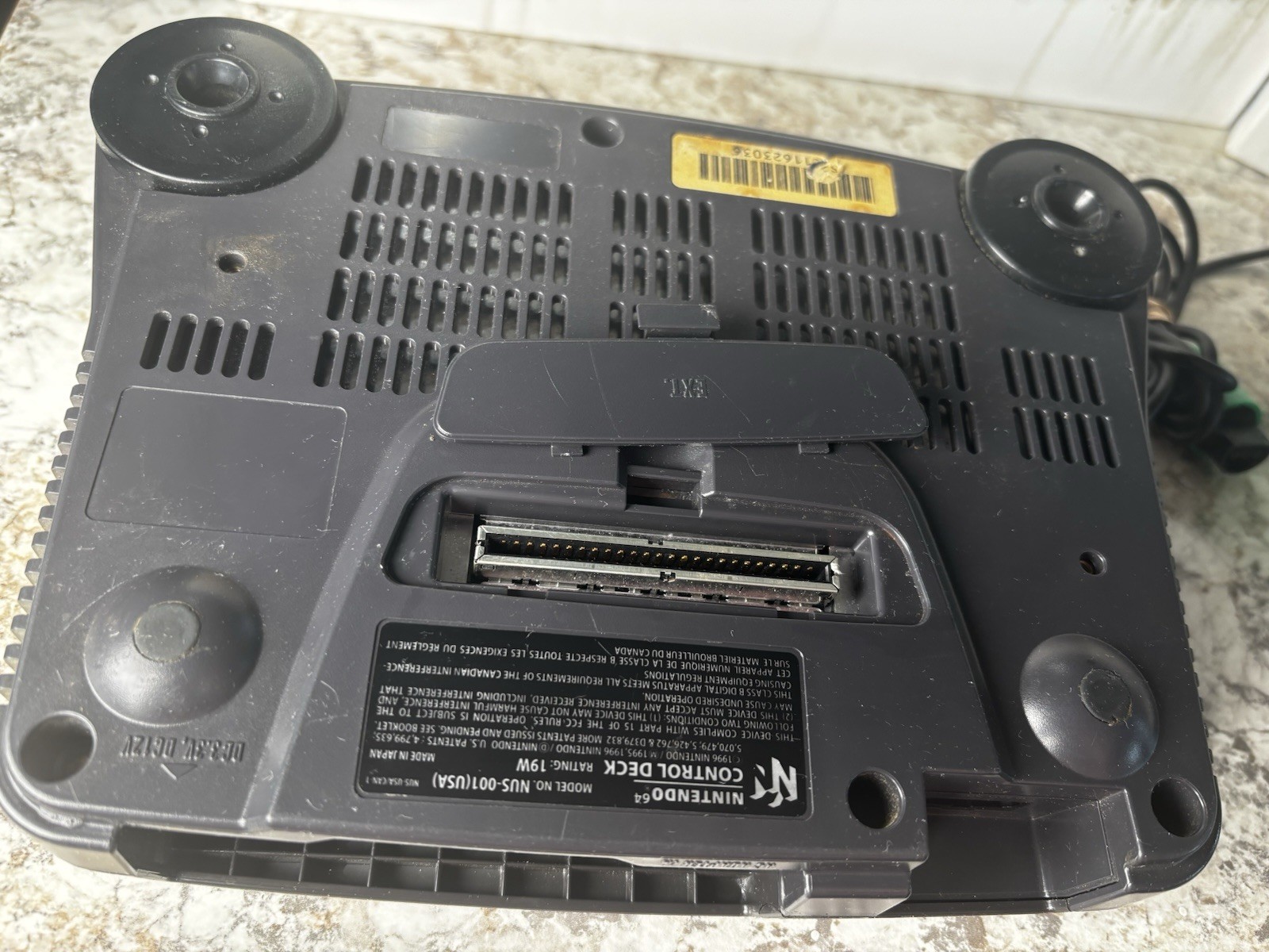 Nintendo 64 N64 Console + OEM Controller Tested Works Needs Port Repair