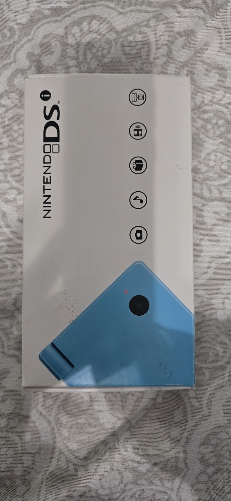 Nintendo DSi Teal Blue Complete Cib Plus Protector And Car Charger