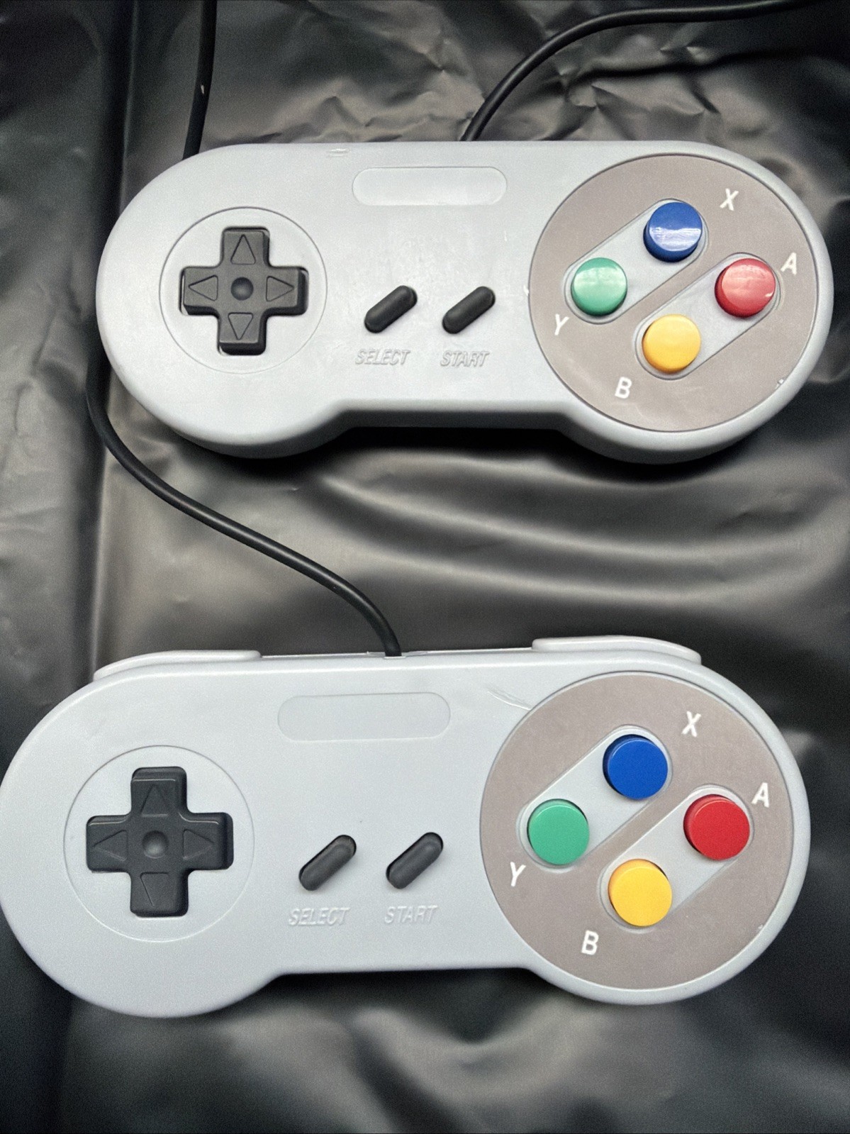 Super Nintendo SNES Mini Classic Edition 2 Controllers