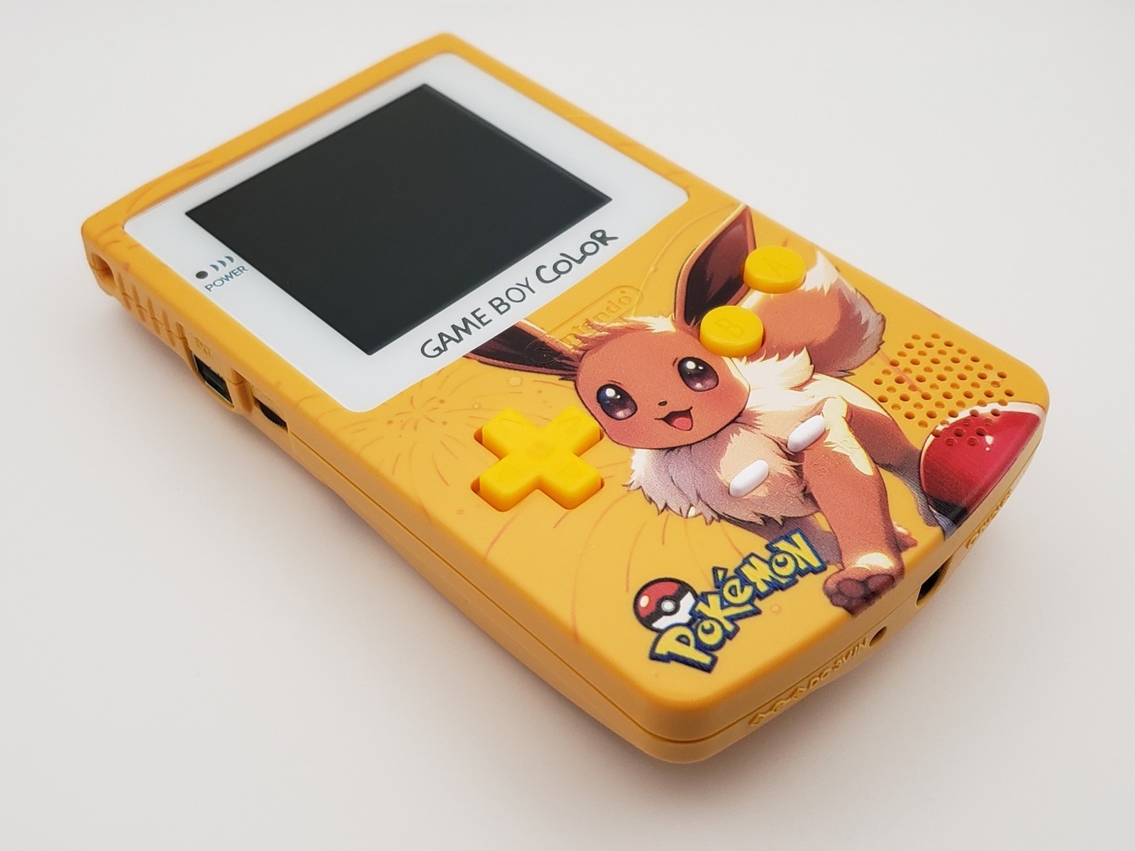 Laminated OLED Screen – Eevee Game Boy Color w/ Case – New Speaker, Recapped