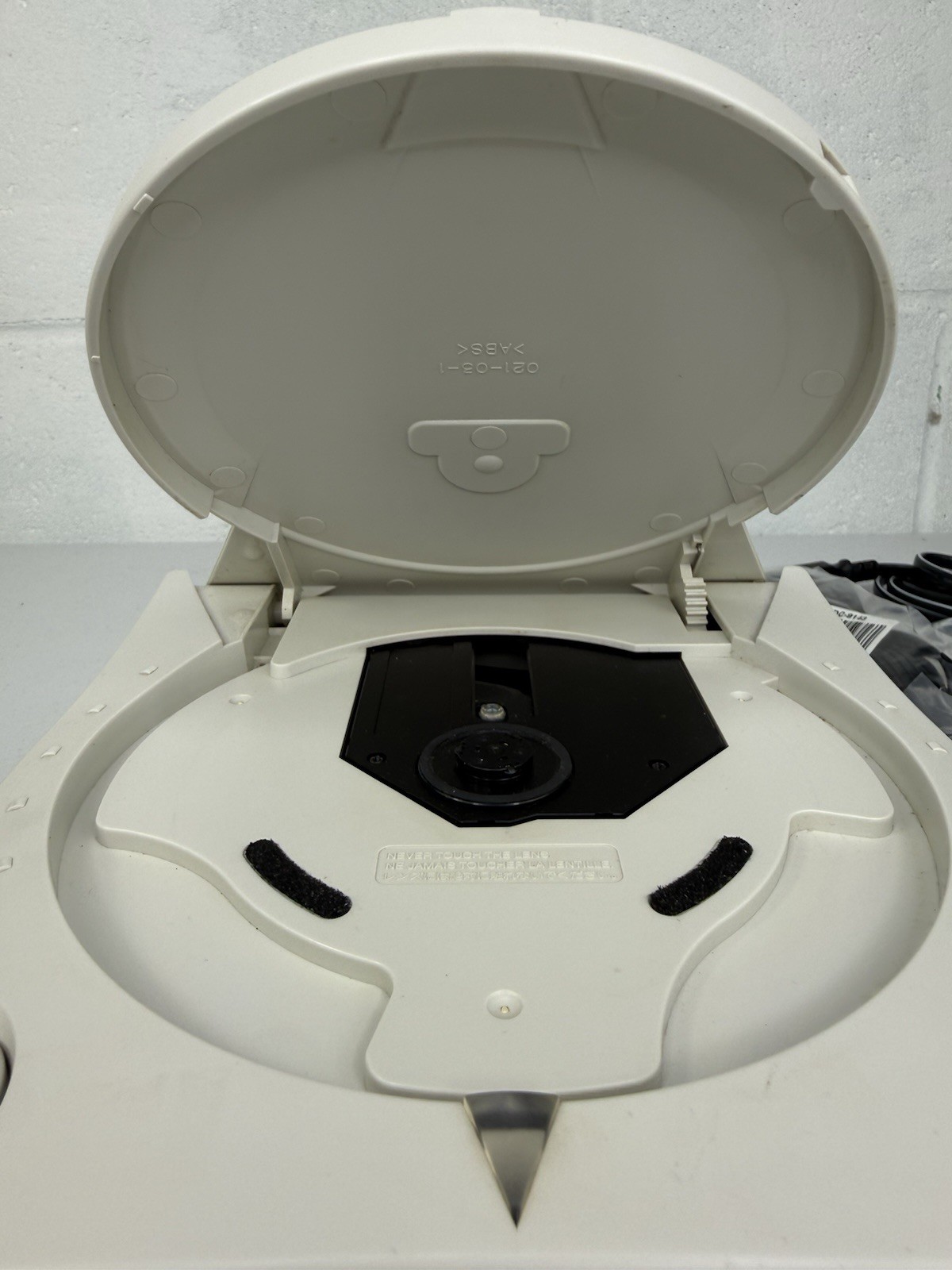 Sega Dreamcast Console – White w/ Controller & Cords! HKT-3020 Tested & Works