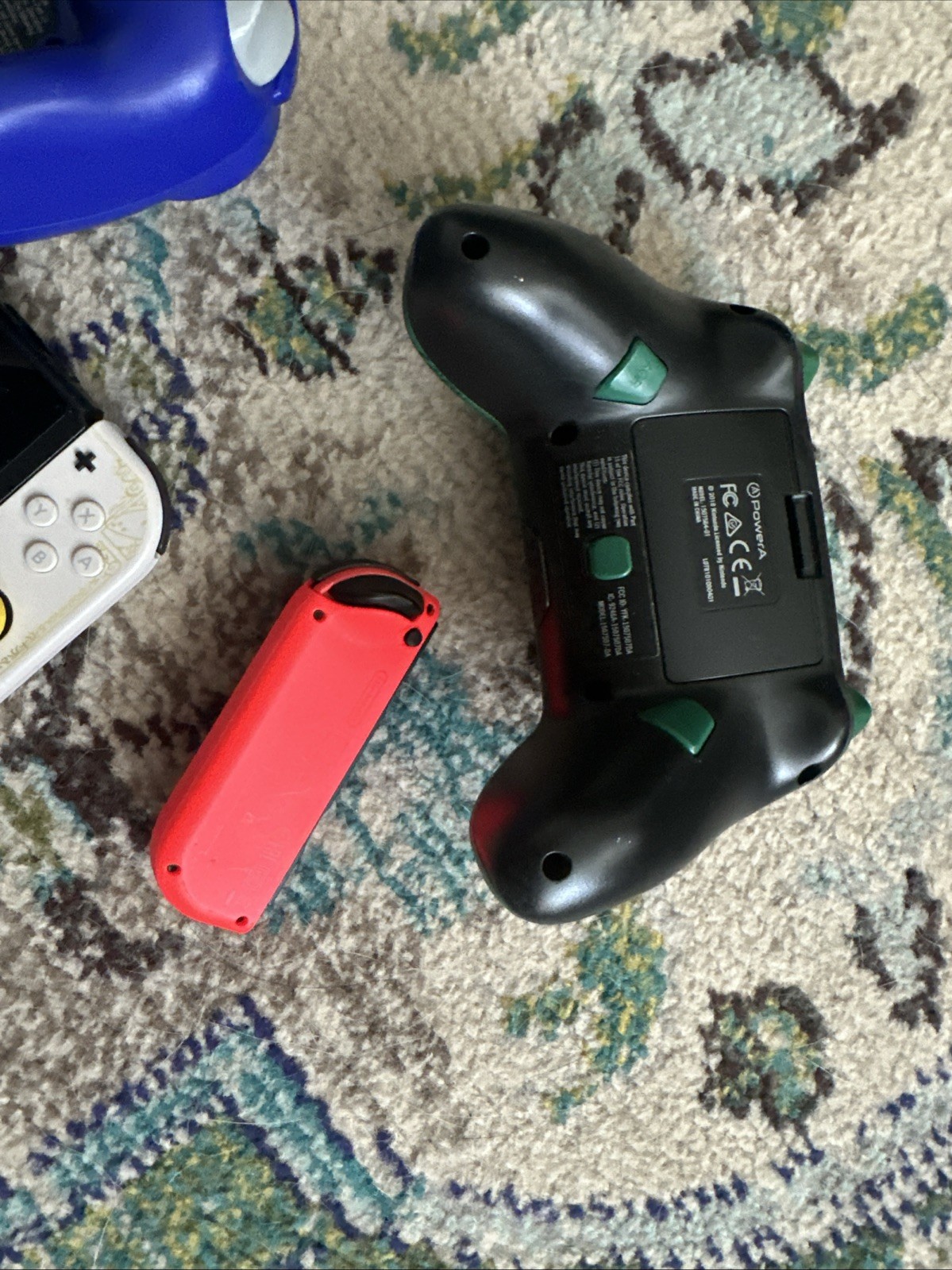 Nintendo Switch Handheld Console 256gb Memory Card With Controller And Game Lot