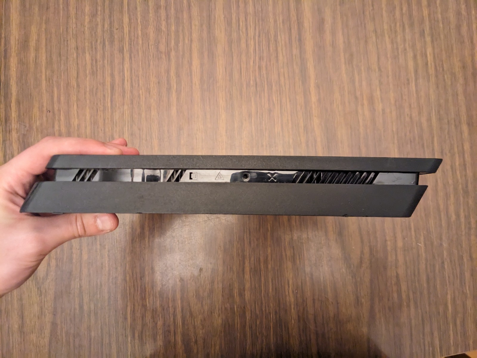Sony PlayStation 4 Slim 1TB Console – Low Firmware 9.00