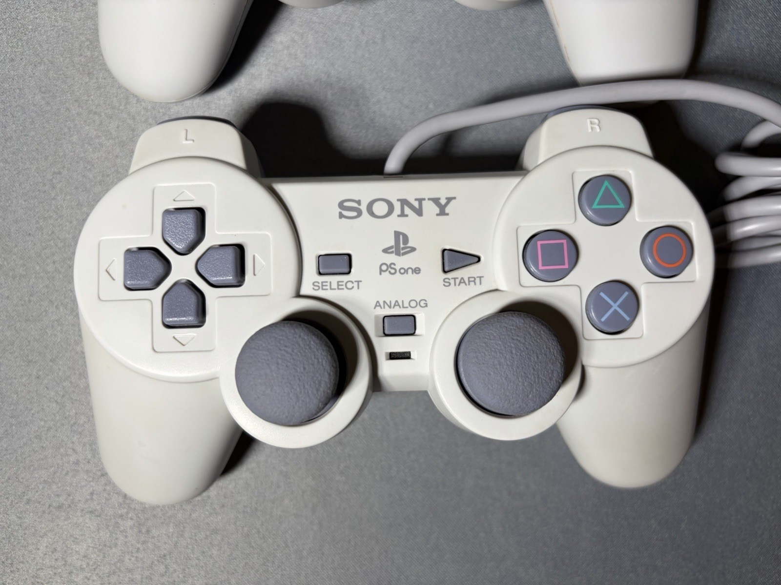 Sony PlayStation PSone White Game Console PS1 Two Controllers Excellent