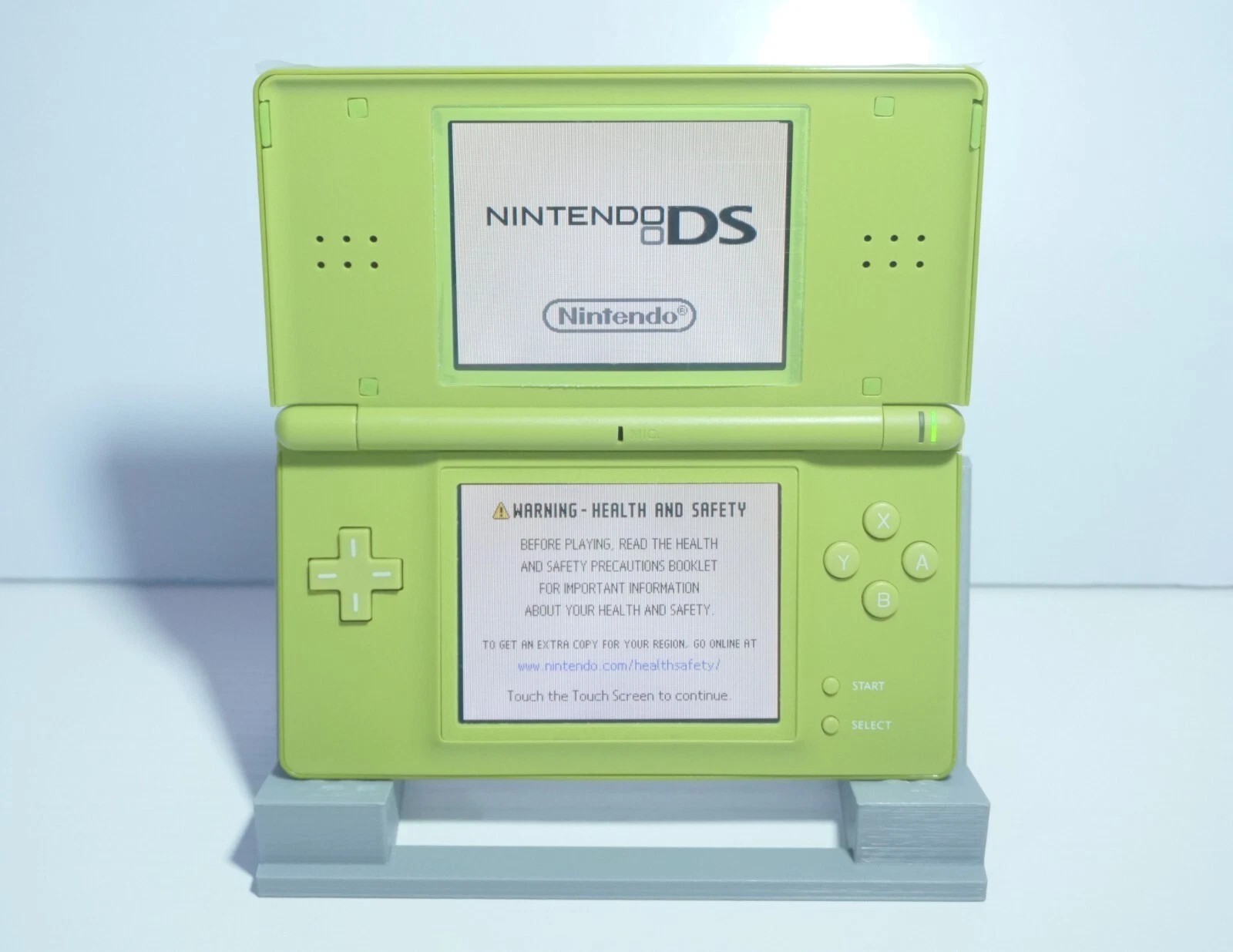Nintendo DS Lite Olive Green Handheld System with Charger & Stylus Pen