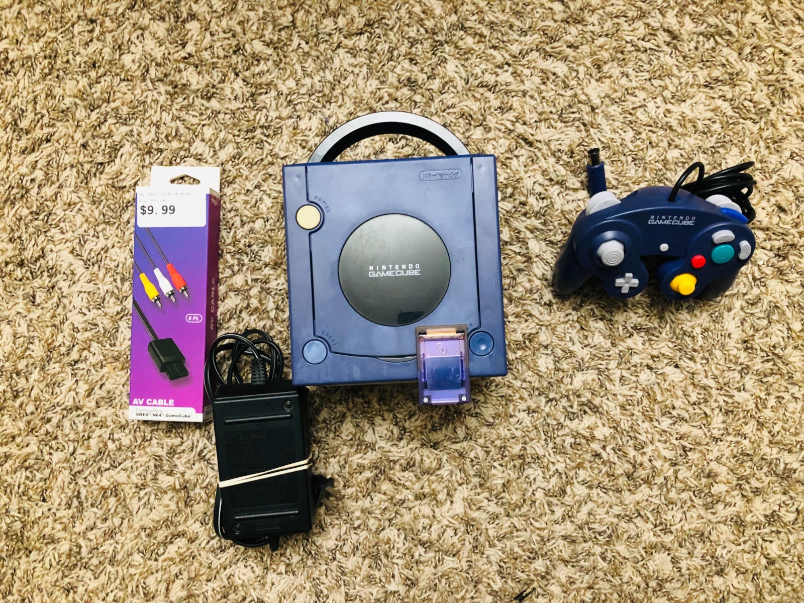 Nintendo GameCube Purple Console DOL-001 / 1 Remote / Power Adapter/ Video Cable