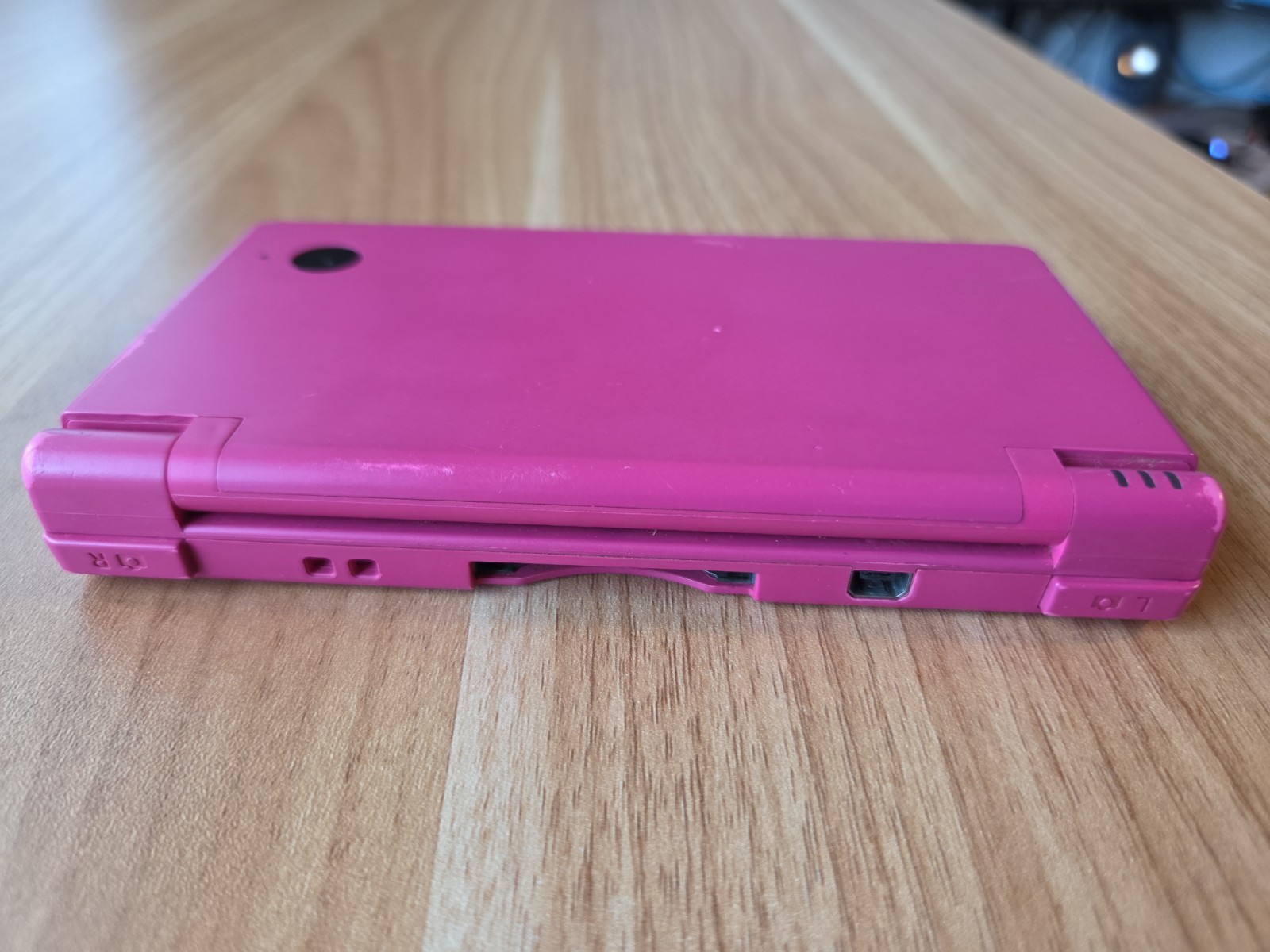 Nintendo DSi Console (Japan Menu, Plays USA Game), SHIPPED FROM USA, Tested