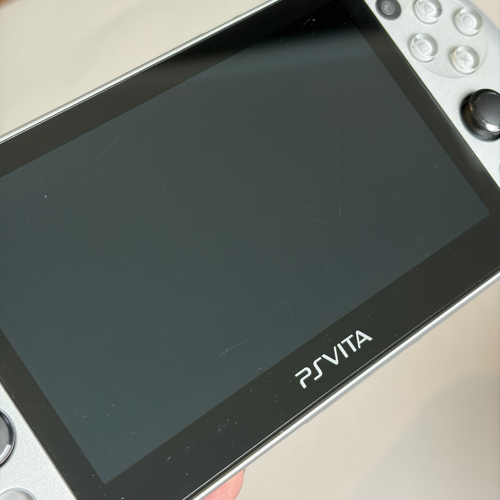 SONY PS Vita PCH-2000 Console Silver in Box