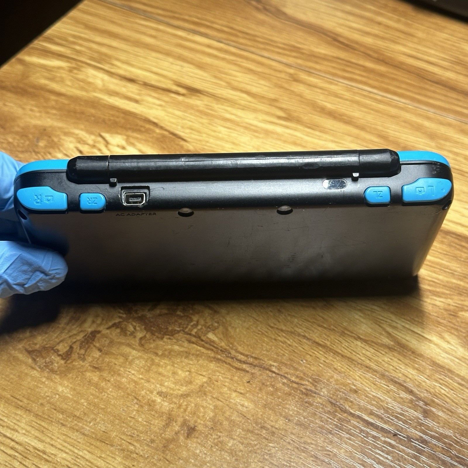 Nintendo New 2DS XL Handheld System for Nintendo 3DS Black/Blue Touchscreen