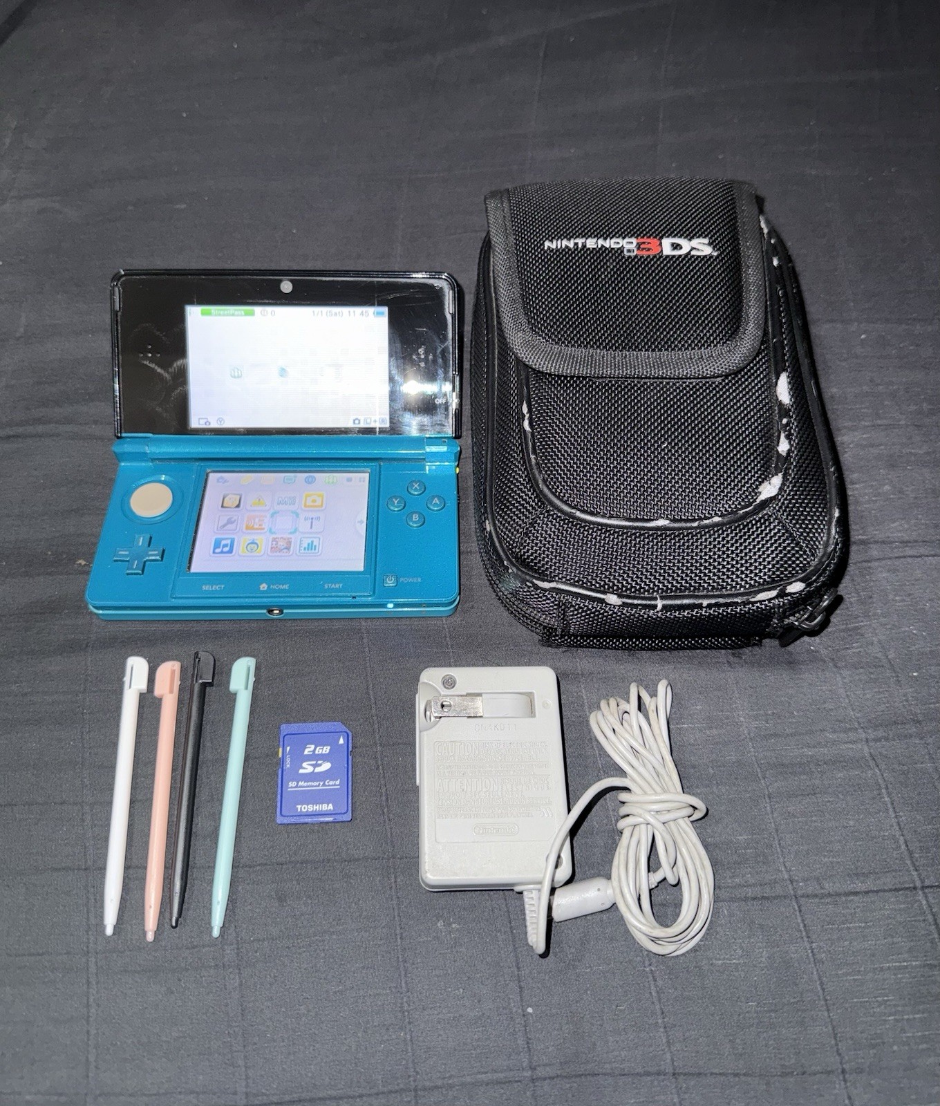 Nintendo 3DS Console Aqua Blue Edition With Charger SD Card & 3DS Case (TESTED!)