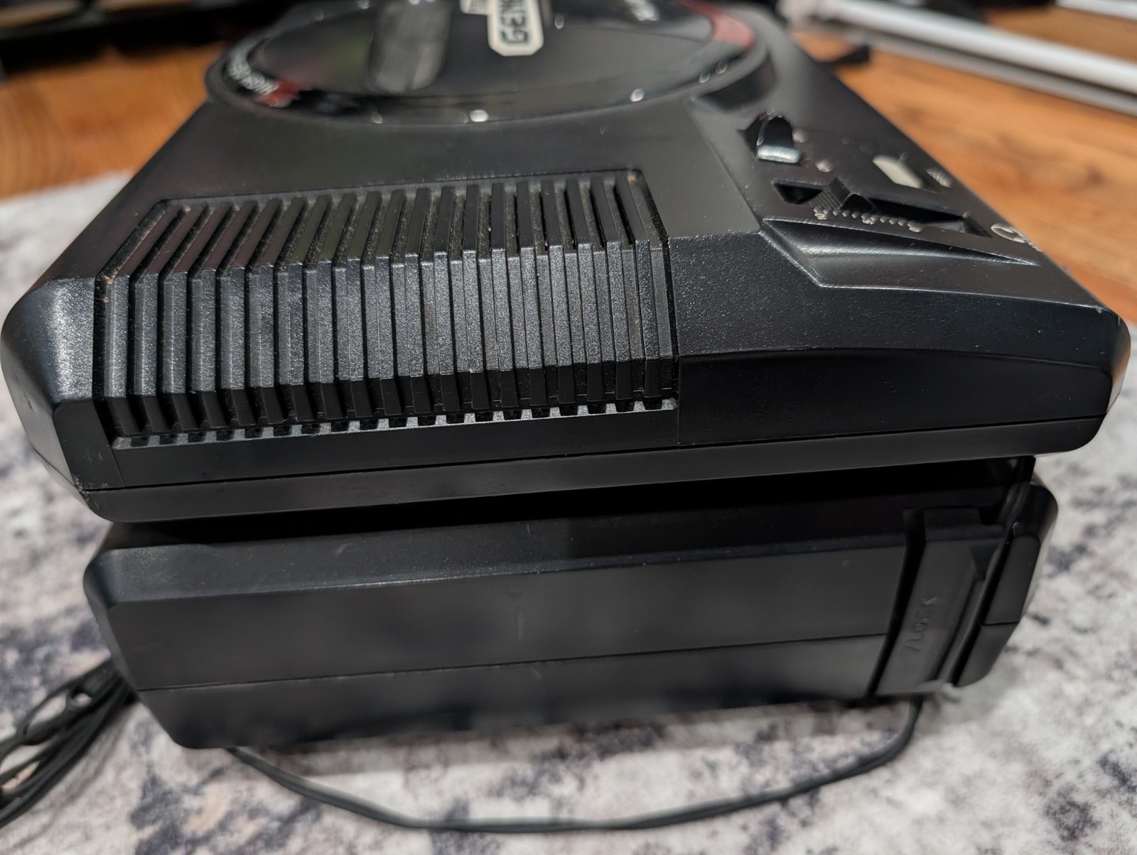 SEGA CD Model 1 +Genesis Working Tested +controllers +AV Cables