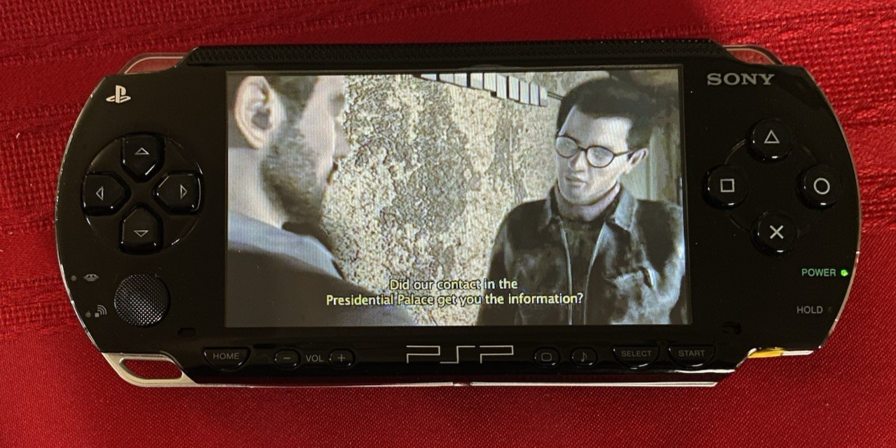 Sony PSP 1001 PlayStation Portable Handheld Console with 4 Games & Case TESTED