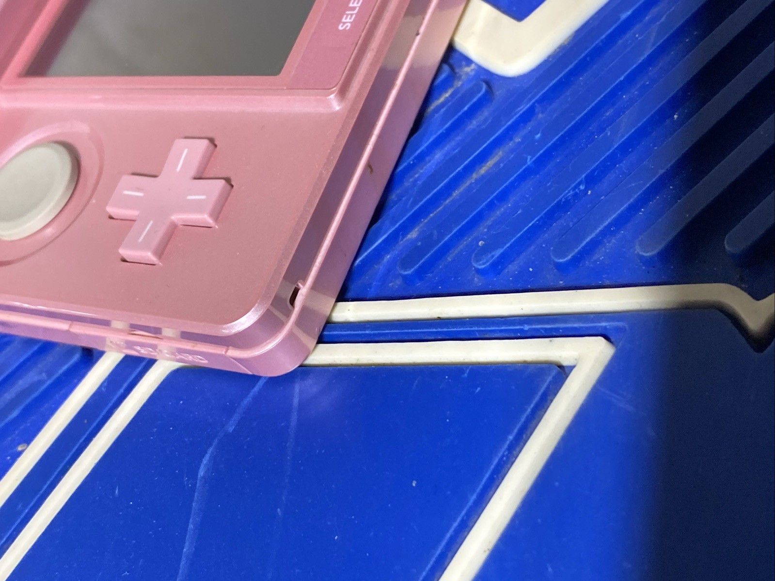 Nintendo 3DS «Pearl Pink» OEM Charger, 2GBcard, Mario tennis game. tested A-1