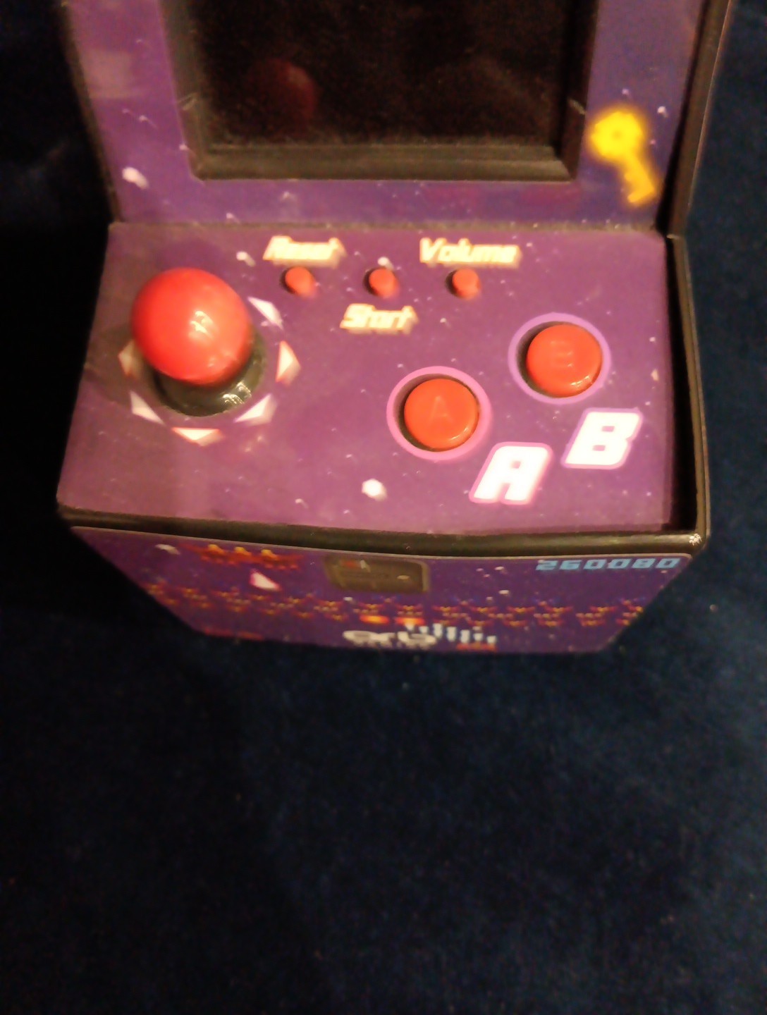 Mini Arcade Machine, 240 Built-In 8-Bit Games, 2.5” Full Colour Screen, 8-Way Jo