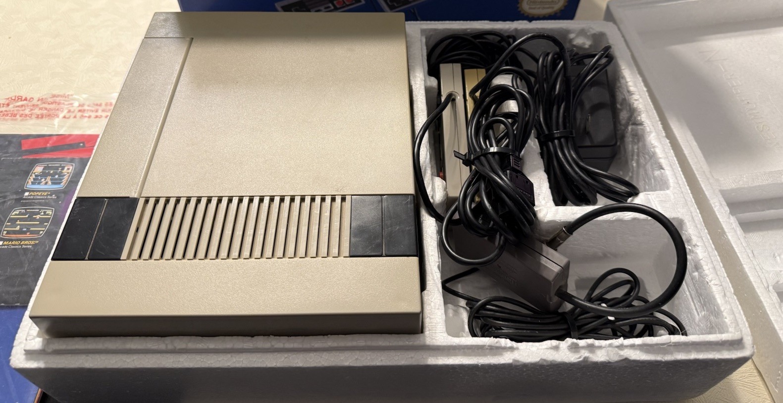 Nintendo Entertainment System NES Control Deck Console CIB – *UNTESTED*