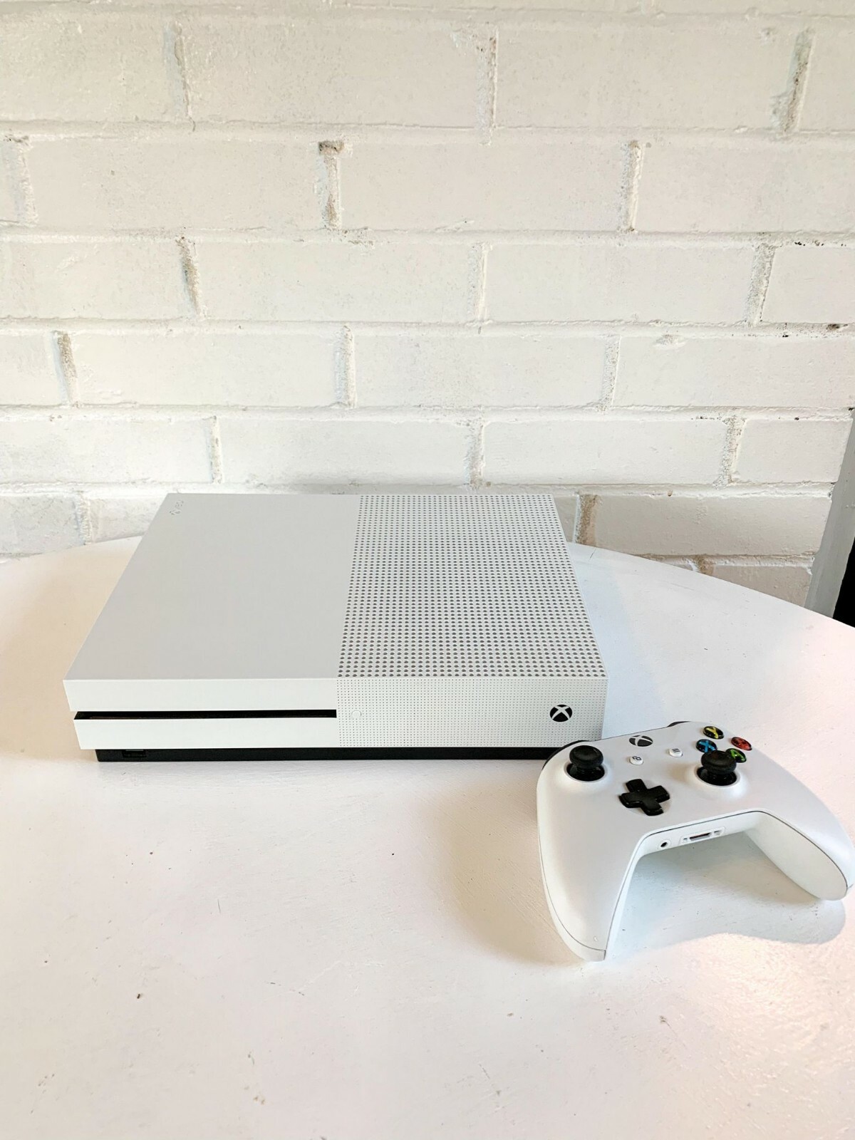 Microsoft Xbox One S 500GB White Console