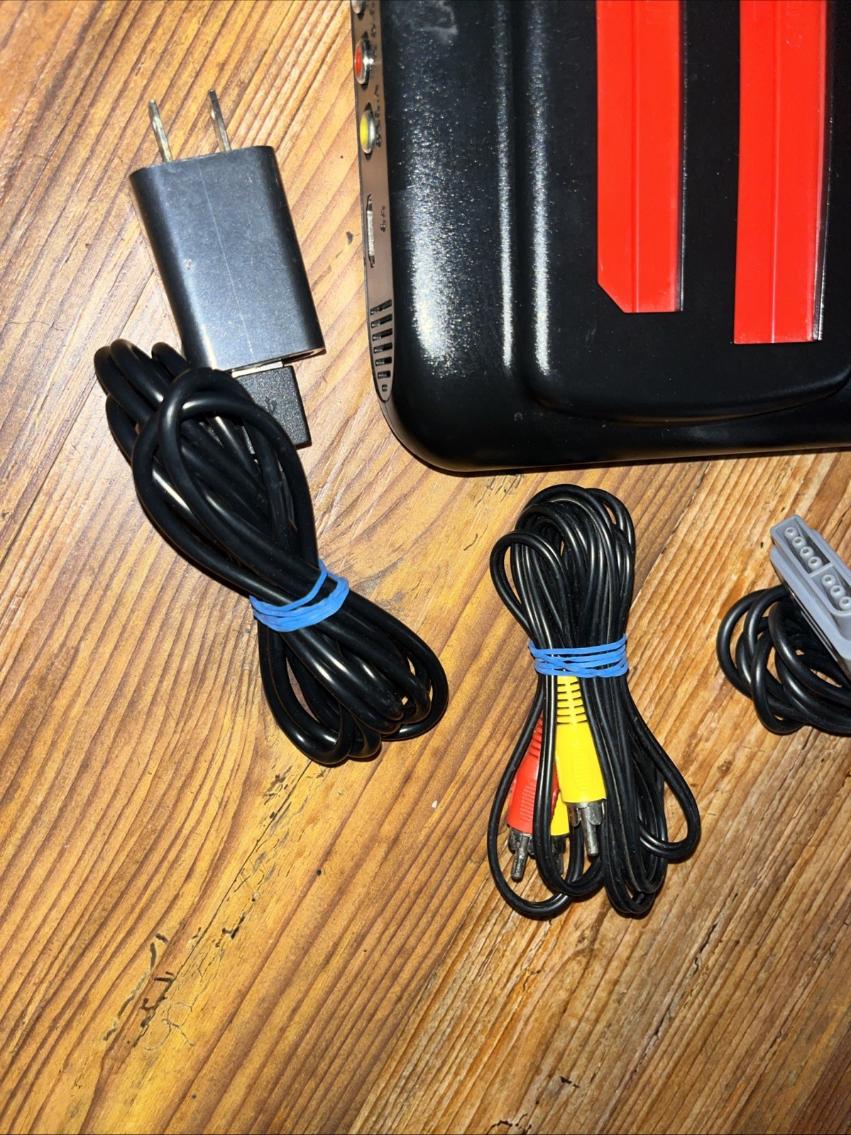 Classiq 2 HD 720p Twin Video Game System Black/Red for SNES/NES