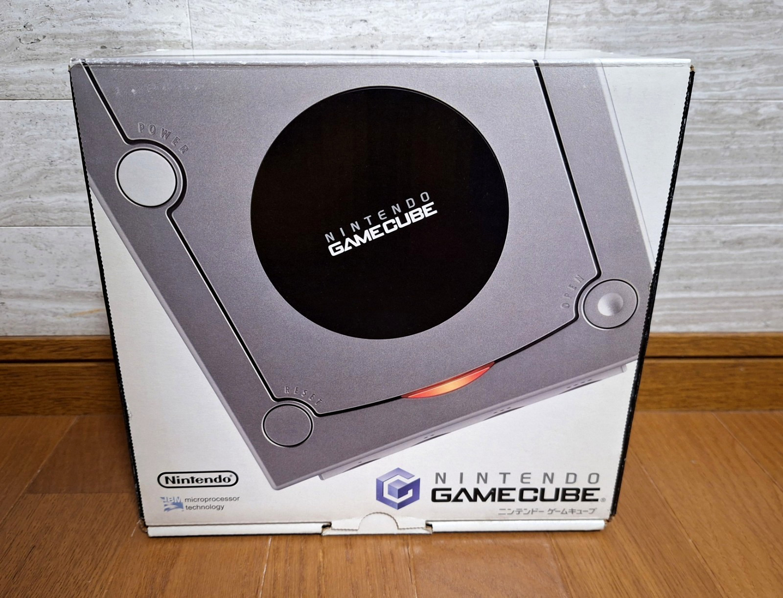 NEW Nintendo Gamecube Silver Console Japan GC *GREAT BOX FOR COLLECTION*