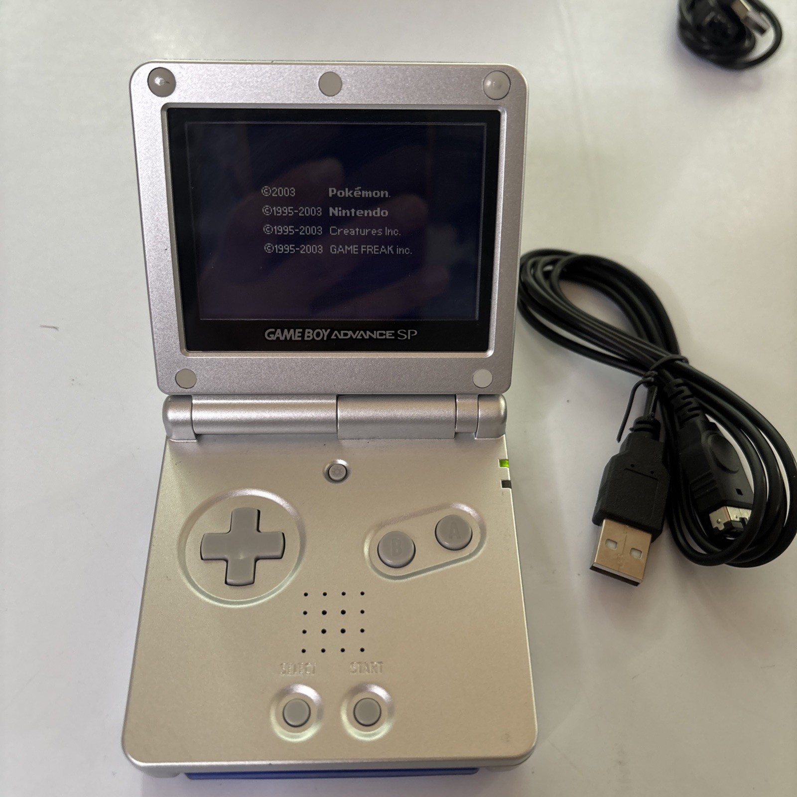 Nintendo Gameboy Advance SP Console Silver AGS-001