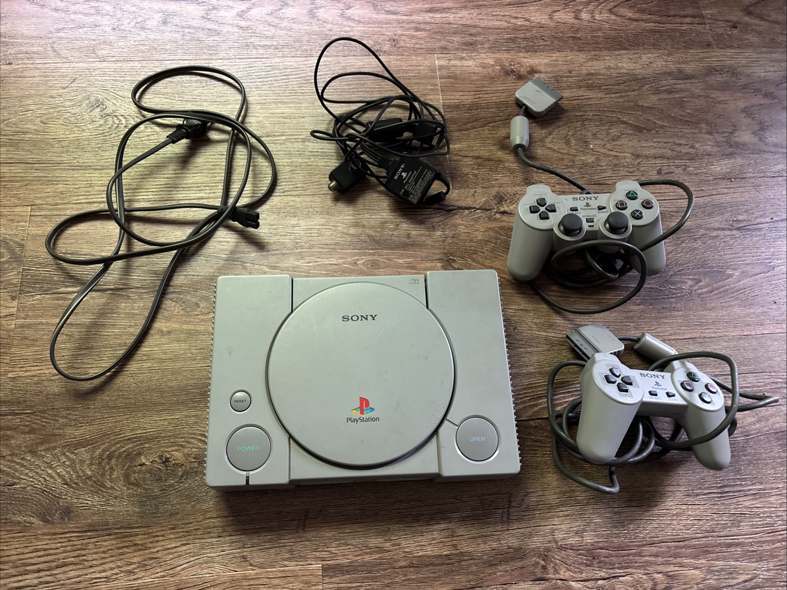 Sony PlayStation PS1 Console w/ 2 Controllers Bundle SCPH-9001 – Y516