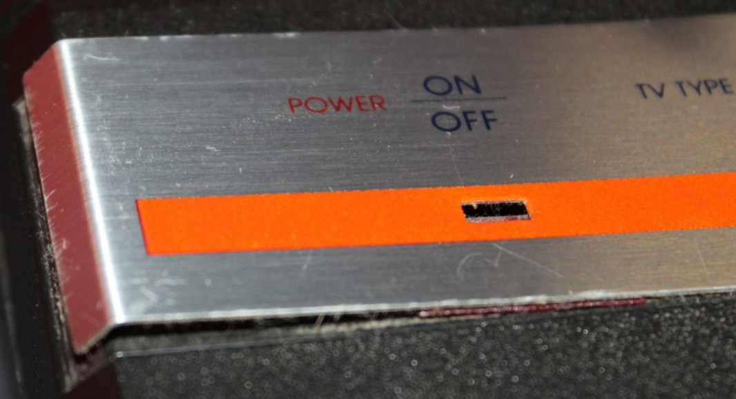 Vintage Atari 2600 Jr. Junior W. Controller and Power Cable, Needs RF AO4077709