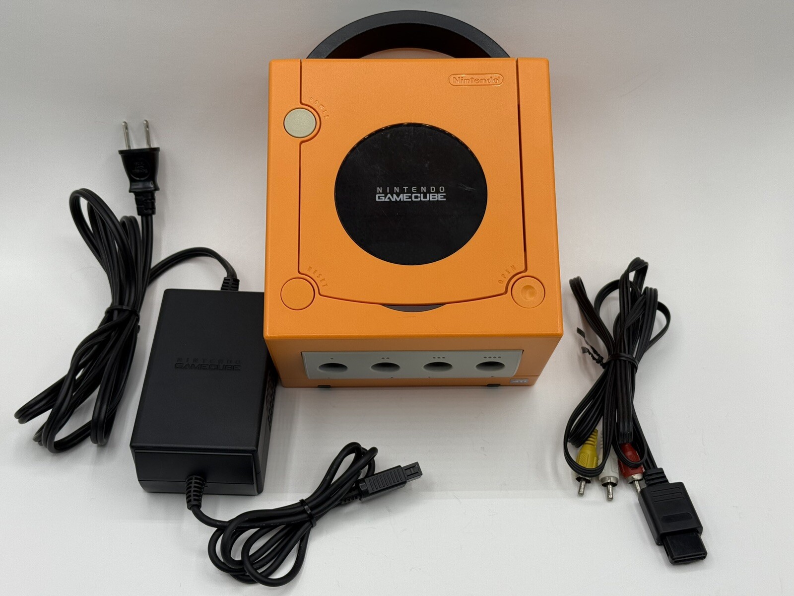 Nintendo GameCube System Spice Orange DOL-001 JPN *JAPAN REGION-LOCKED* Tested
