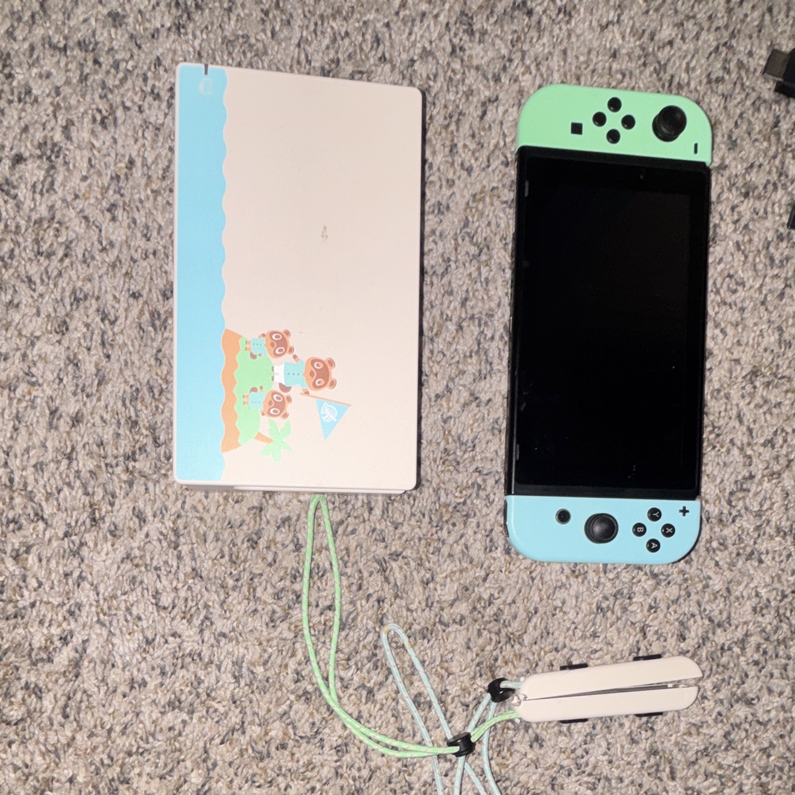 Nintendo Switch Animal Crossing New Horizons Edition 32GB Bundle w/ Dock Box