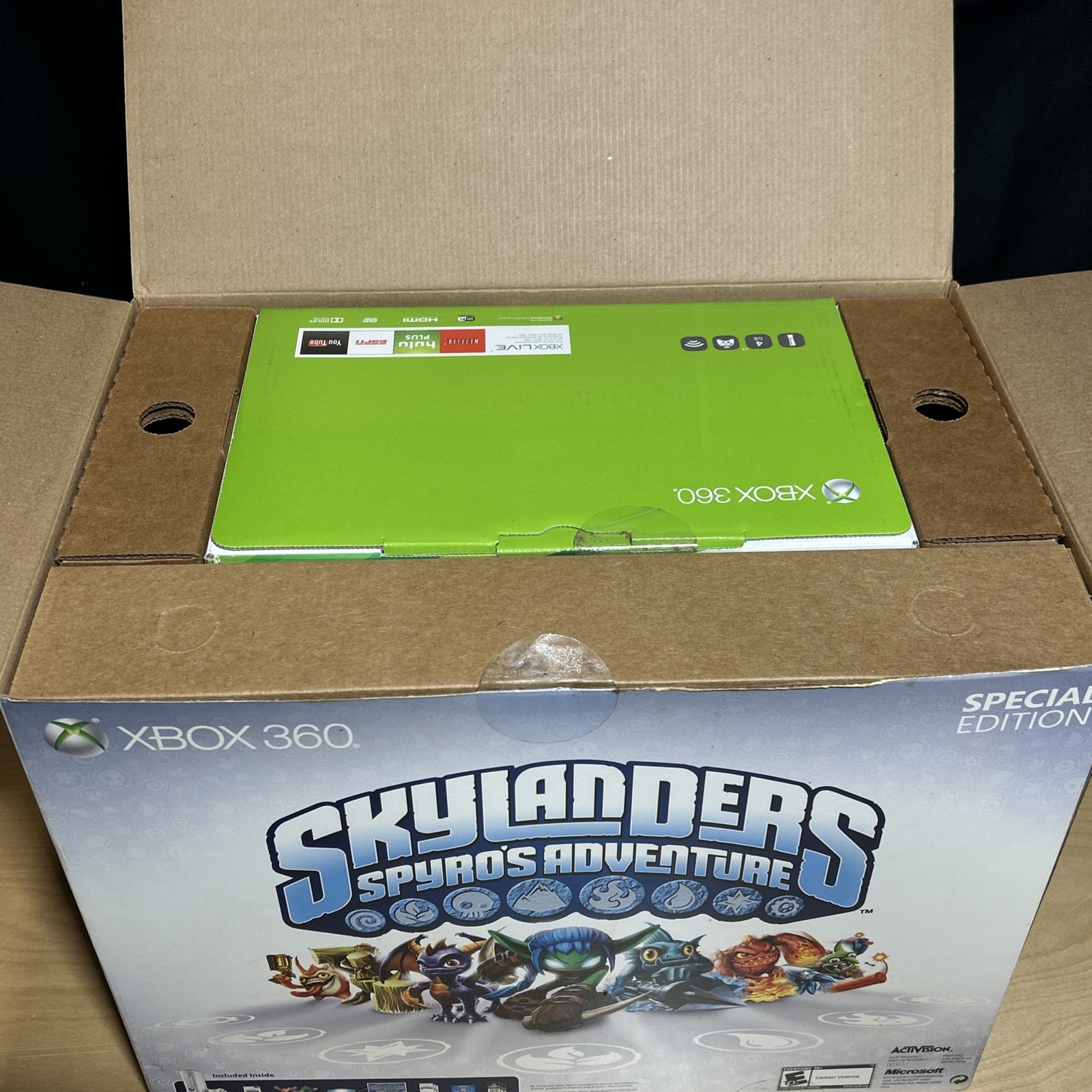 2012 Microsoft Xbox 360 Slim 4GB White Console Skylanders Bundle New OPEN BOX