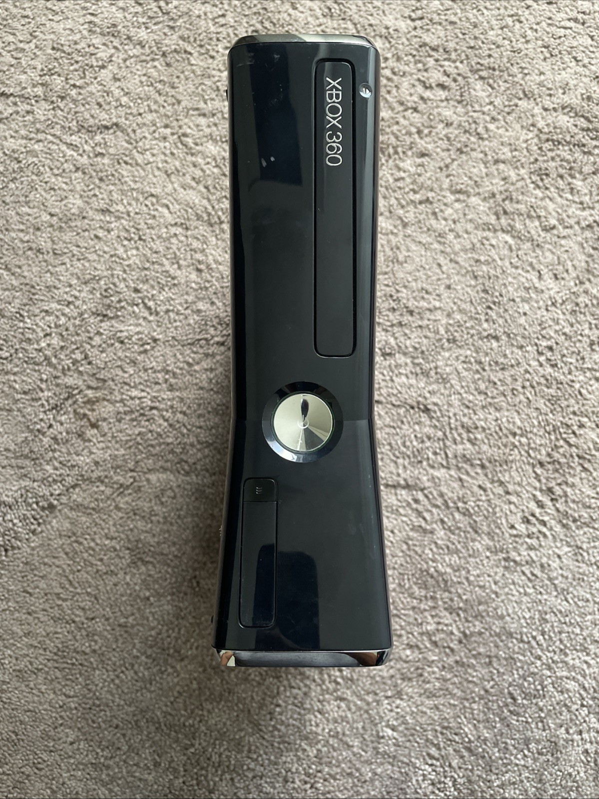 Xbox 360 Slim 250GB Console 6 Game Bundle