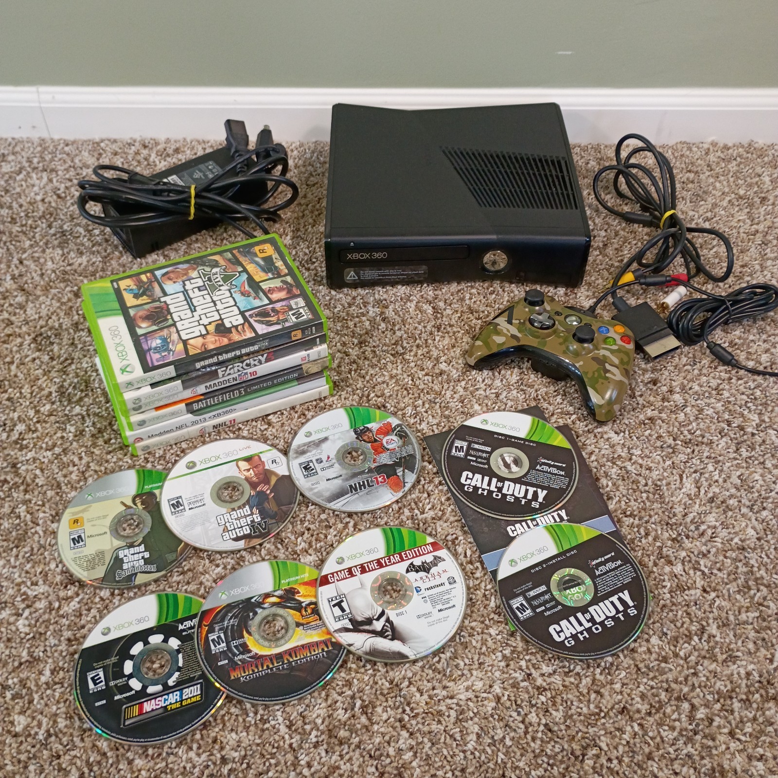 Microsoft Xbox 360 S 60GB Matte Black 1 Camouflage OEM Controller Plus 13 Games