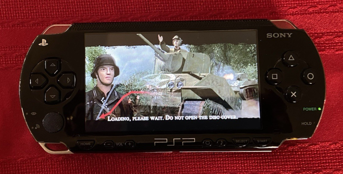 Sony PSP 1001 PlayStation Portable Handheld Console with 4 Games & Case TESTED