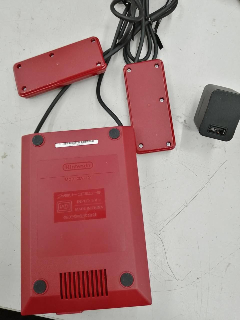 With Adapter Can be connected to a TV Model CLV 101 NINTENDO