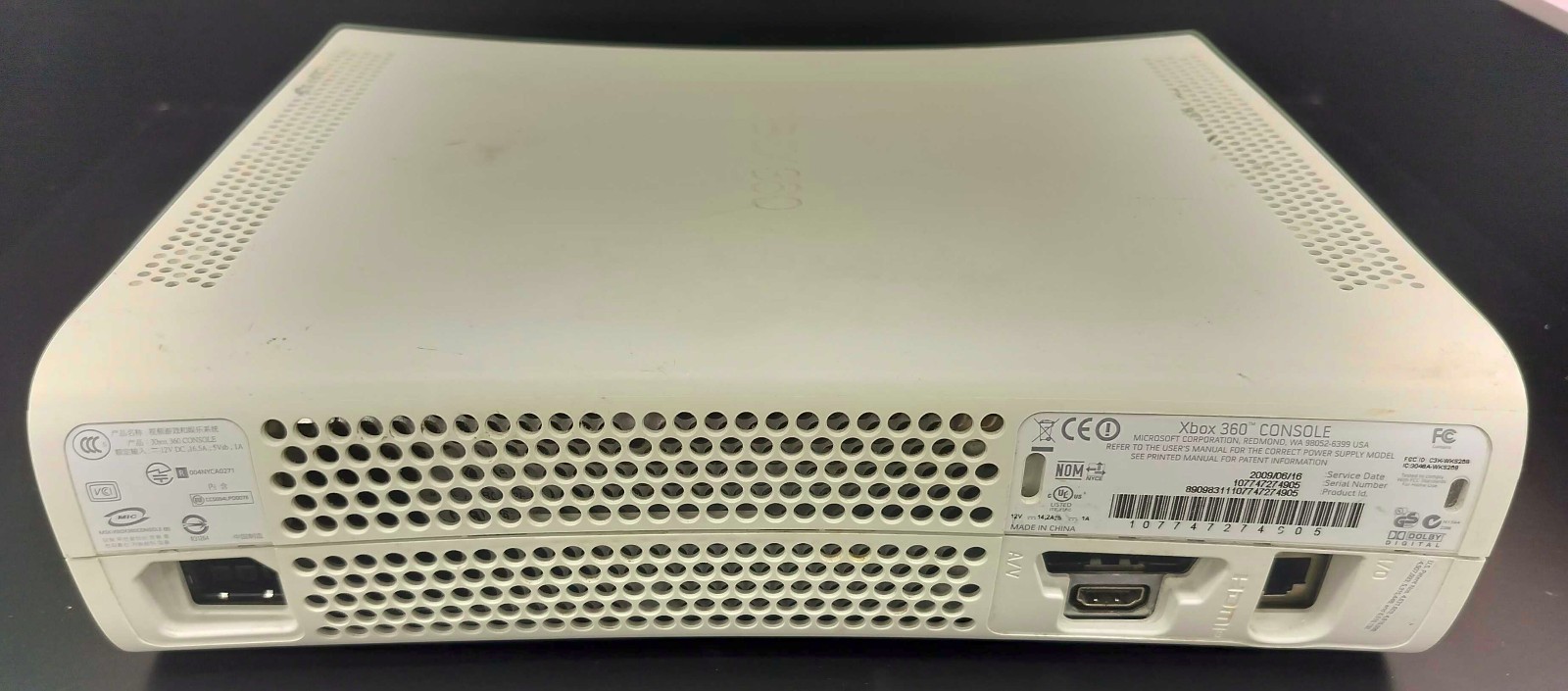 Microsoft Xbox 360 Console White ***For Parts Or Repair ONLY*** Model Varies