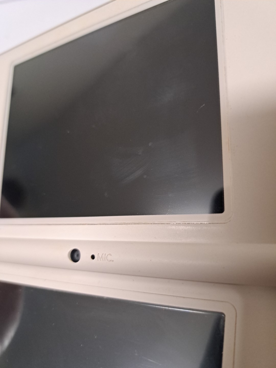 Japanese Nintendo DSI XL w/ 3rd Party Stylus, Battery, Charger. PLEASE READ