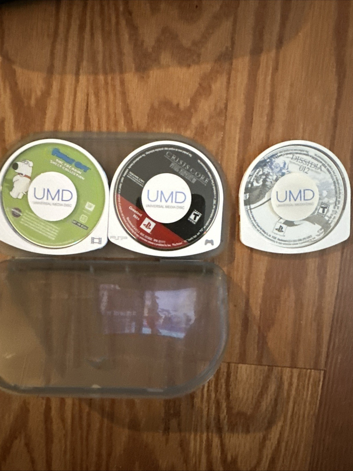 Sony PSP-2001 Silver Slim Console 4GB Case New Battery & Charger 3 Games Read D