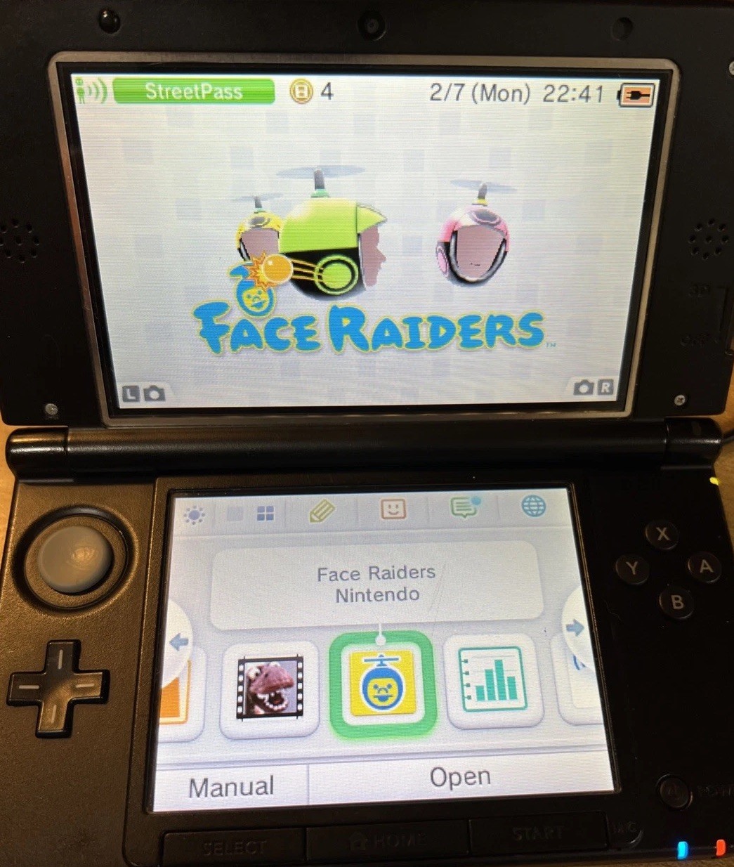 Nintendo 3DS XL Blue Black Handheld Console 2011 Works Charger, Games, NO STYLUS