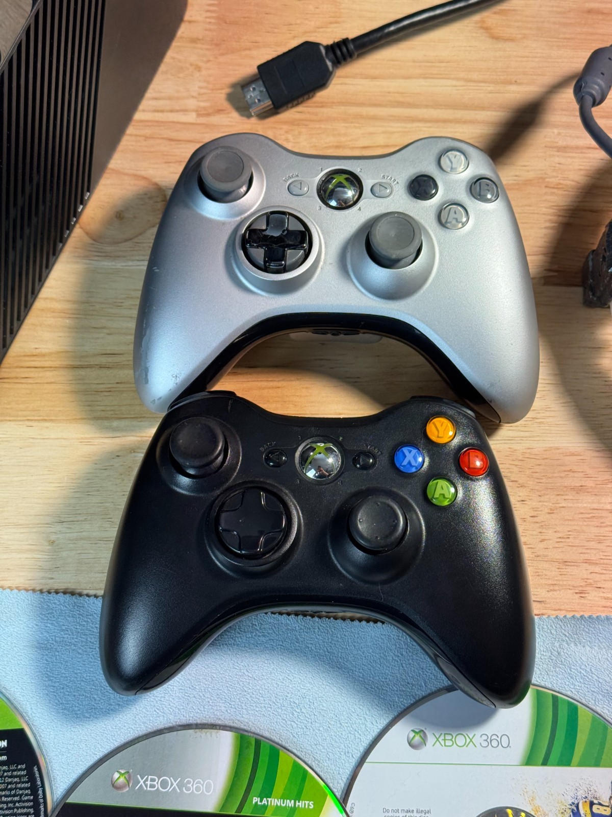 Xbox 360 E Custom Hard Drive Upgraded Console – Corona Board (250GB) Bundle