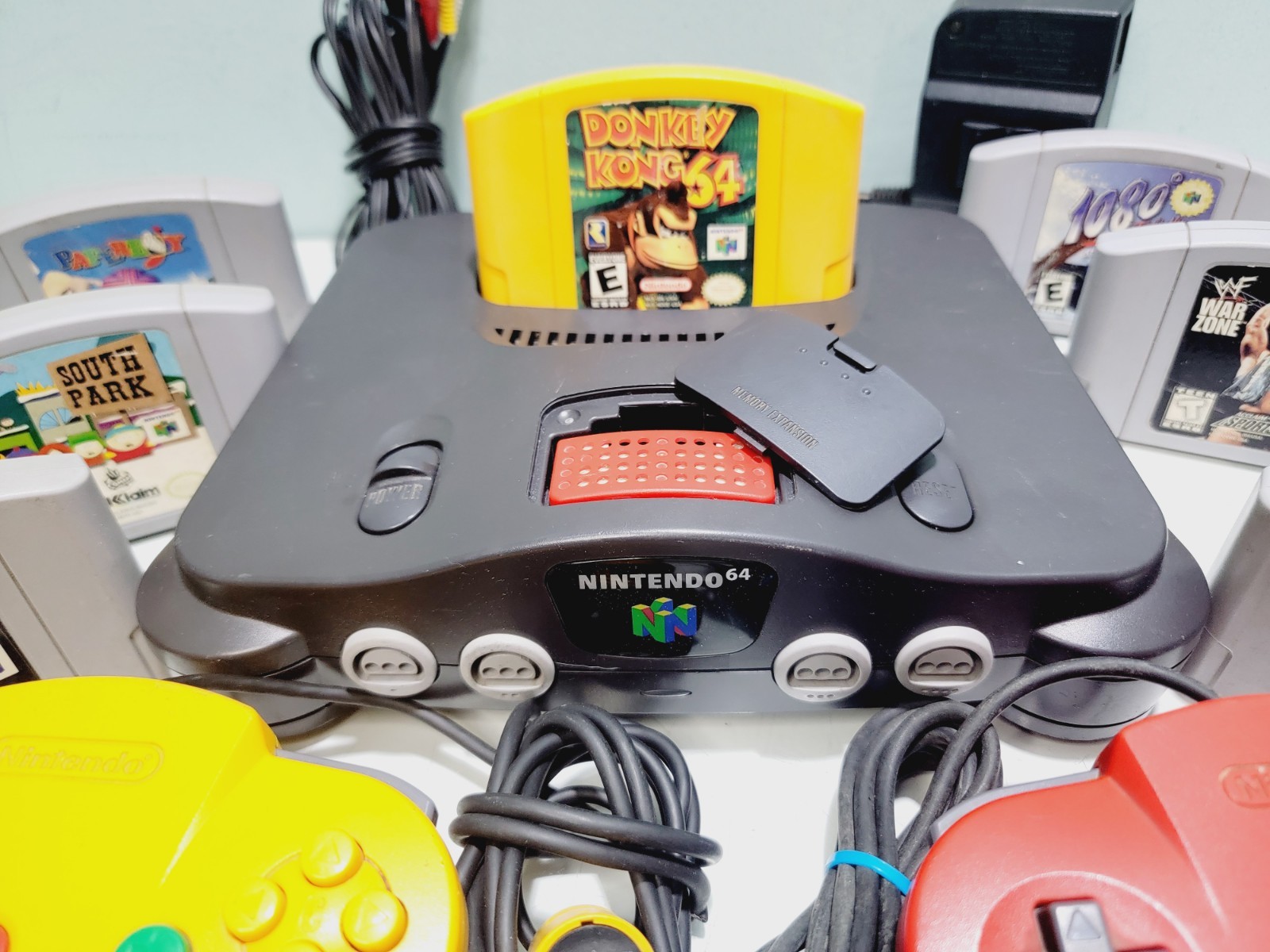 Nintendo 64 N64 Console Bundle w/ 2 Controllers & Dk + 8 Games Xpantion Pak