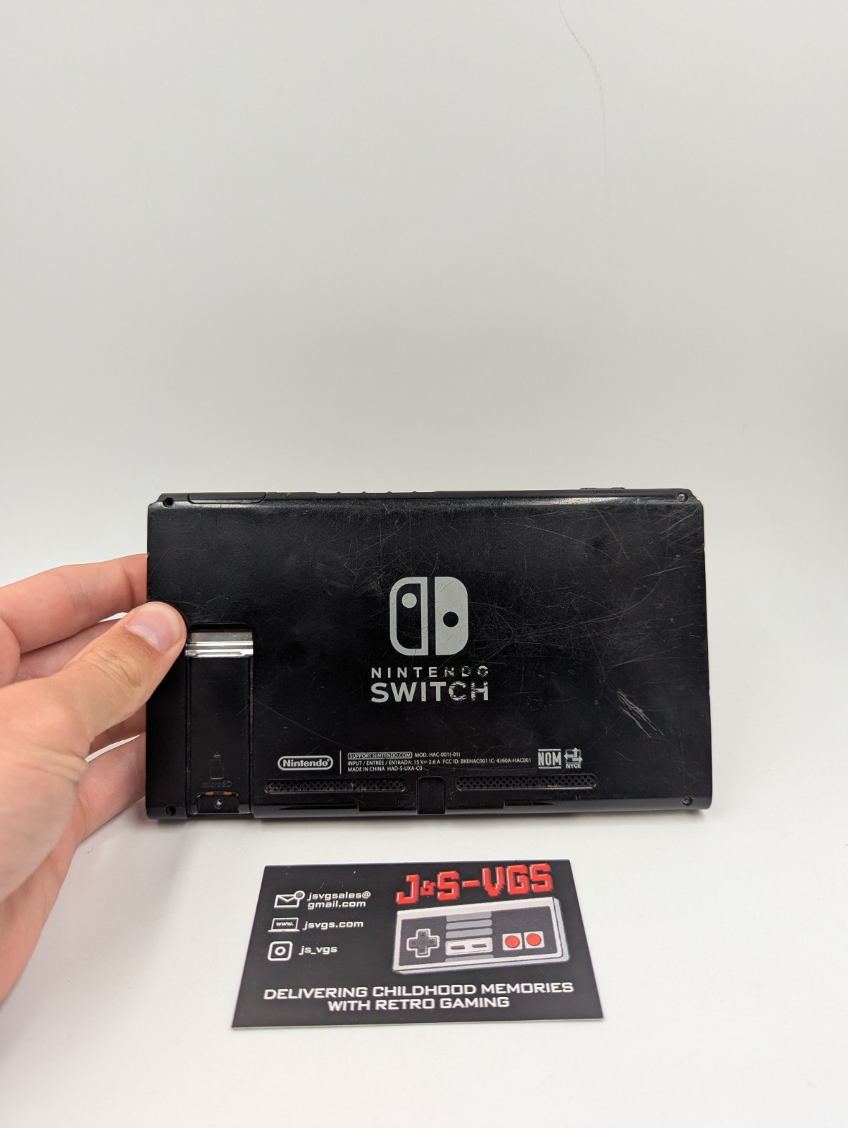 Nintendo Switch Tablet Only Chipped Rails Tested Working Plays Games