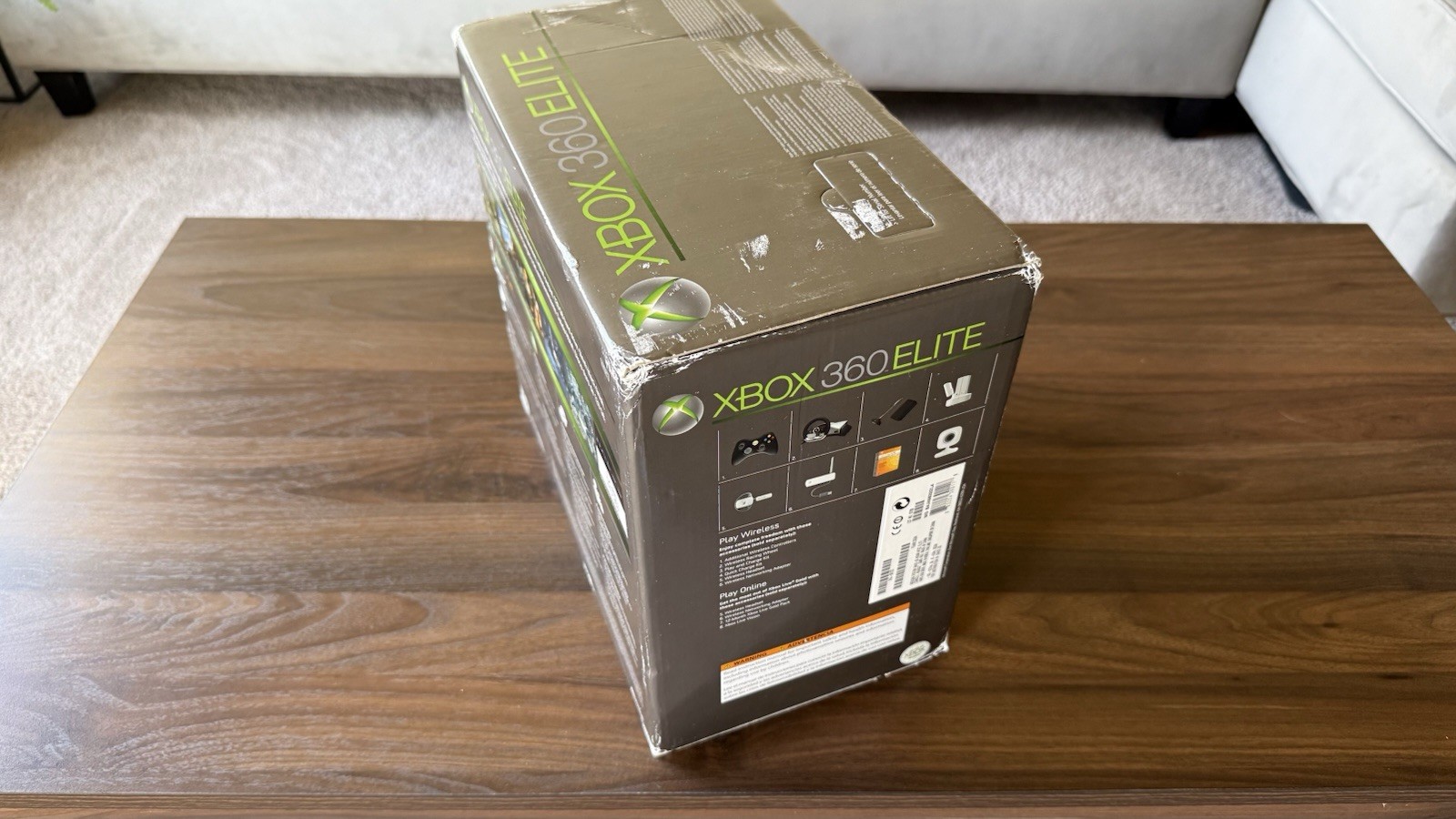 Xbox 360 Elite 120 gb – COMPLETE IN BOX – (New Thermal Paste) w/ Controller
