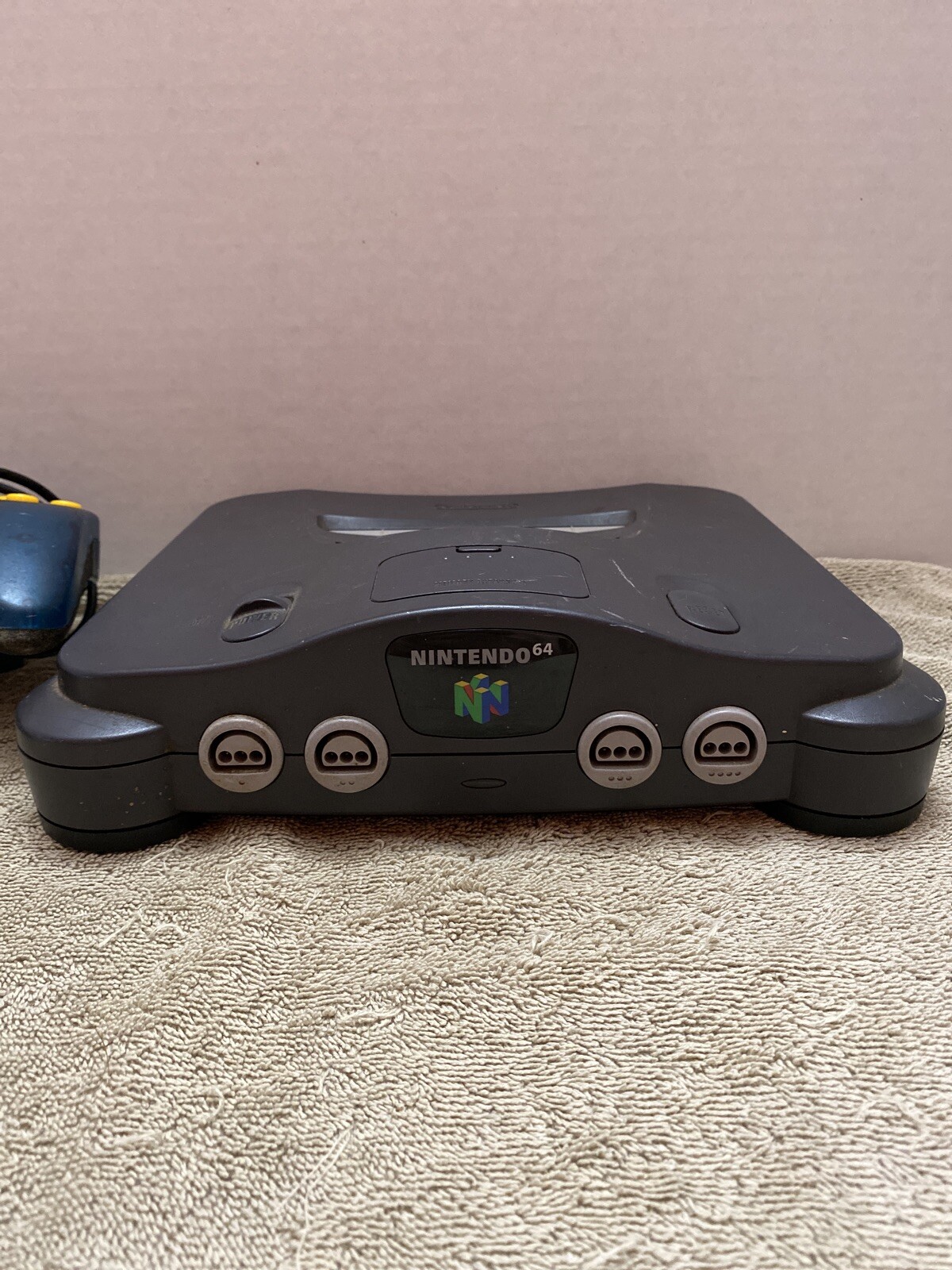 NOT WORKING Nintendo 64 Charcoal Grey Console w/ Damaged Controller & No Cords