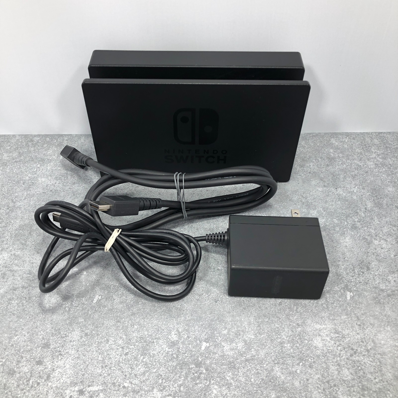 [EX+3] Nintendo Switch V1 Hac-001 2018 Console Region Free White Japan 26-06-15