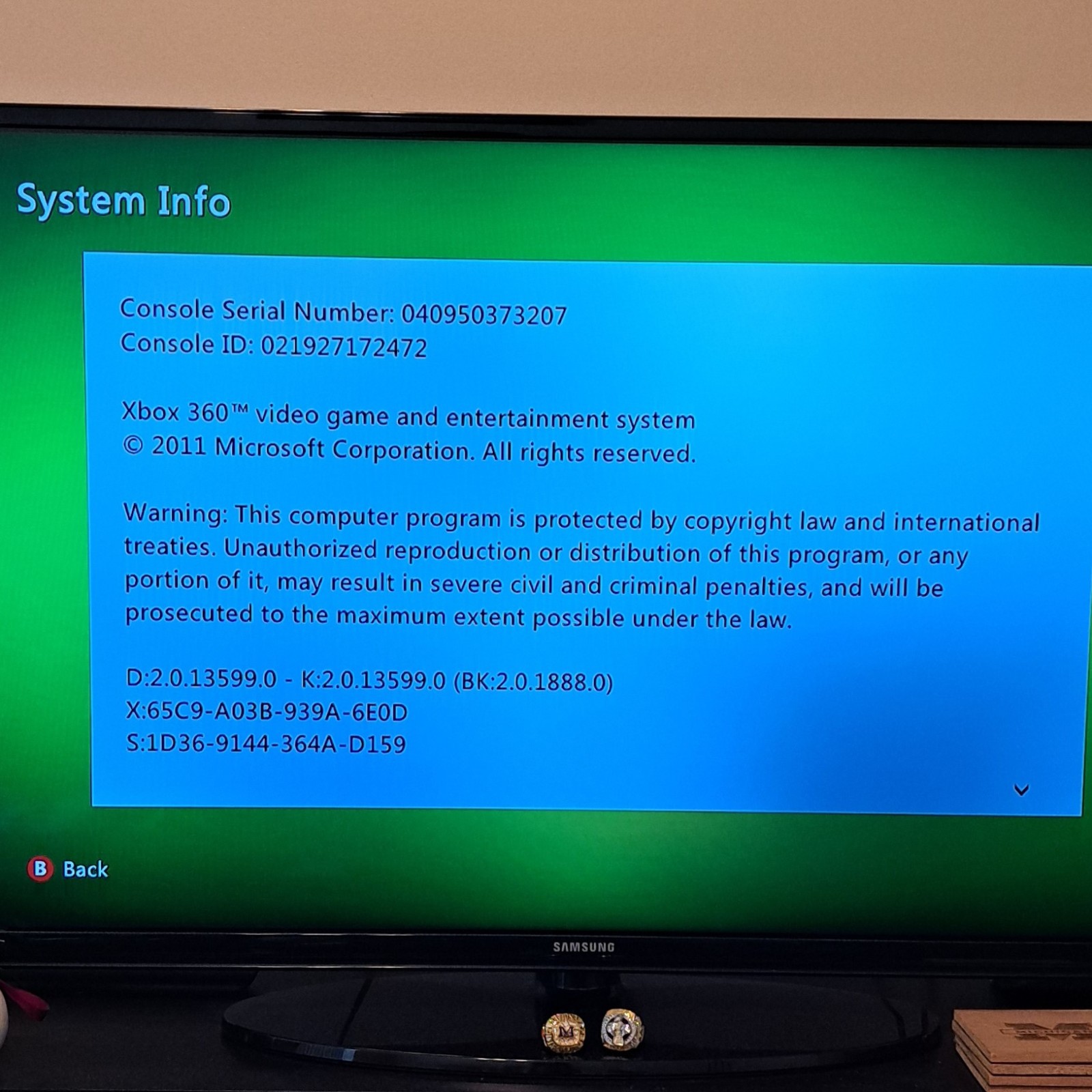 Xbox 360 Halo 3 Console Bundle + Green Headset, Forerunner Controller FOR REPAIR