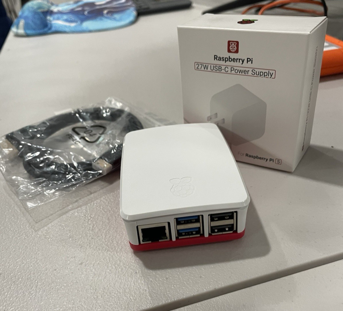 Plug & Play Retro Gaming Console Raspberry Pi 5 – HDMI Mini System for TV