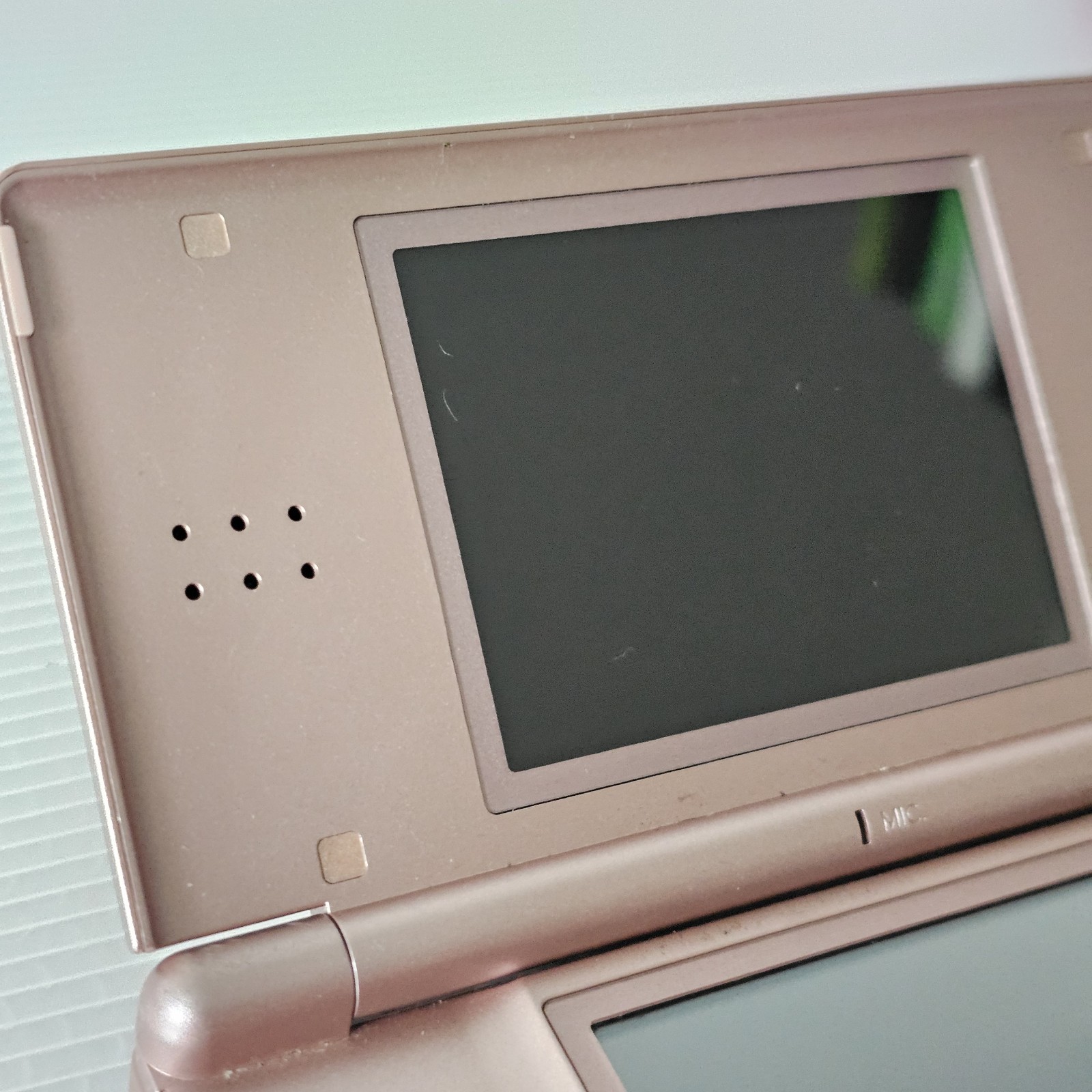 Nintendo DS Lite Metallic Rose Pink Handheld Console Model USG-001 – 2006