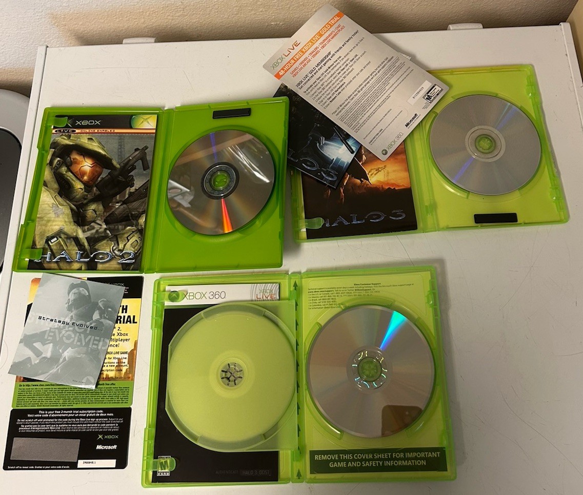 Microsoft Xbox 360 Halo 3 Special Edition Green Console 20GB Bundle + Games